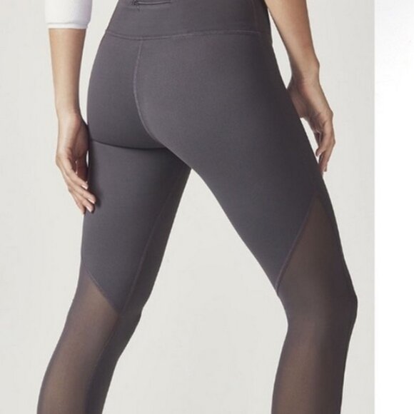 Fabletics Harbor Gray Polly Leggings Form-Fitting Performance Wear Size XS - Picture 4 of 8